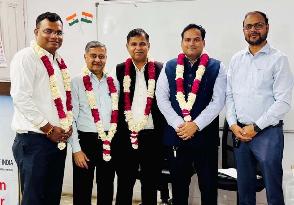 द इंस्टीट्यूट ऑफ कॉस्ट अकाउंटेंट्स ऑफ इंडिया के गुरुग्राम चैप्टर के नवनियुक्त पदाधिकारी। द इंस्टीट्यूट ऑफ कॉस्ट अकाउंटेंट्स ऑफ इंडिया के गुरुग्राम चैप्टर के नवनियुक्त पदाधिकारी।
