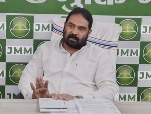 विनोद पांडेय की फाइल फोटो विनोद पांडेय की फाइल फोटो