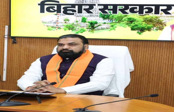 मुख्यमंत्री सम्राट चौधरी समीक्षात्मक बैठक के दौरान