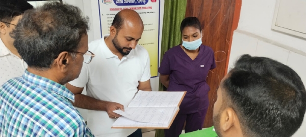 निरीक्षण करते डीसी