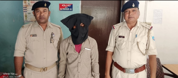 पुलिस गिरफ्त में आरोपी