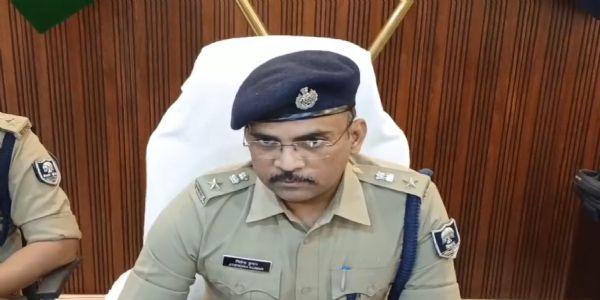 अवैध पशु तस्करी के खिलाफ अभियान में 5 वाहन समेत 146 मवेशी जब्त,सात गिरफ्तार