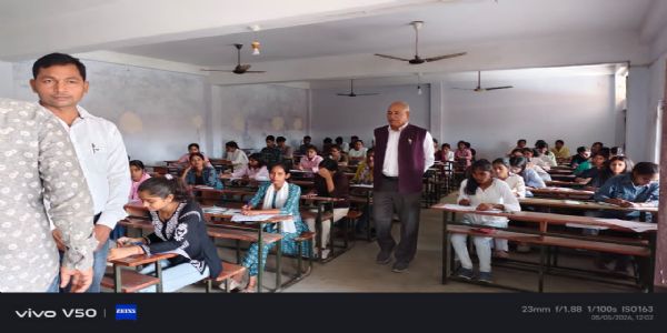 अवध विश्वविद्यालय की सम सेमेस्टर परीक्षा शुरू, अनियमितता पर परीक्षा केन्द्र निरस्त