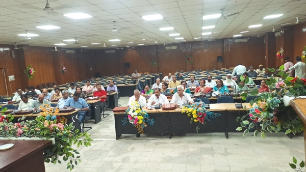 जेपीयू में 913 करोड़ रुपए का बजट हुआ पास का