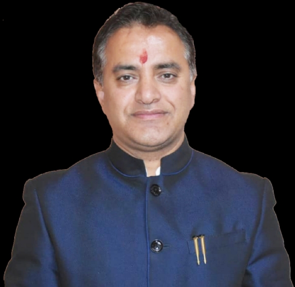 डॉ मामराज पुंडीर।