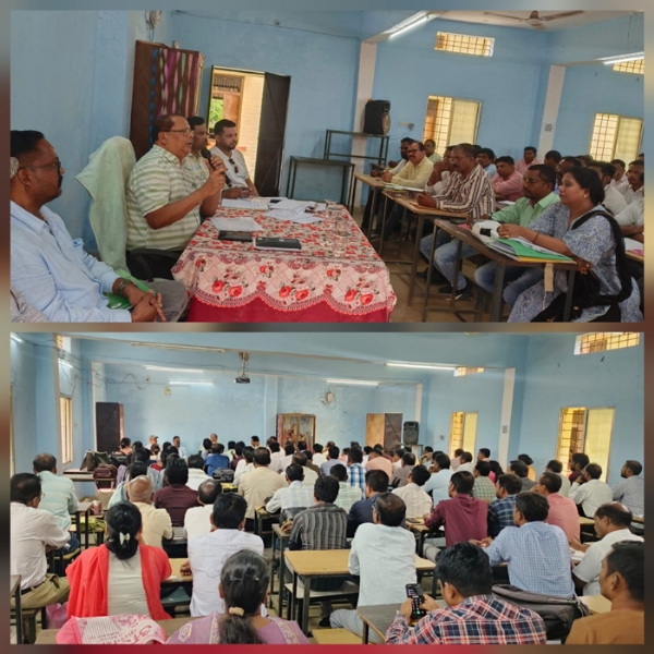 पेंशन प्रकरणों के त्वरित निराकरण हेतु संयुक्त संचालक ने पहल करने दिए निर्देश