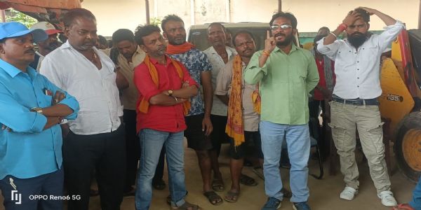 वेतन और ईपीएफ भुगतान को लेकर कर्मियों ने दी आंदोलन की चेतावनी