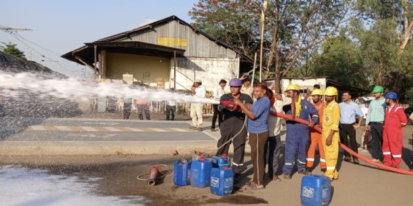 भिटोनी रेलवे स्टेशन पर अग्निशमन मॉक ड्रिल संपन्न