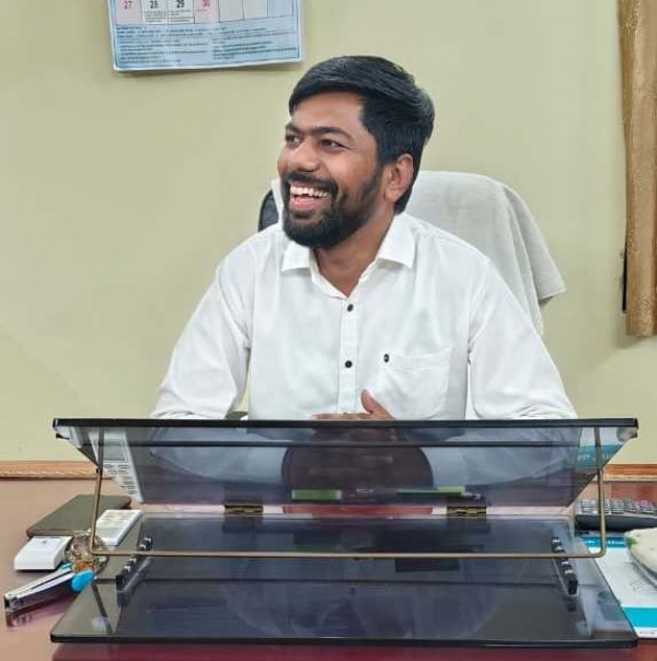 डीईओ अमित जैन