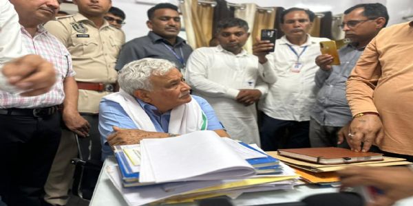 प्रधानमंत्री फसल बीमा योजना में 9 करोड़ के फर्जी क्लेम का खुलासा