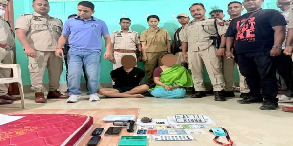 हथियार बरामद, एक महिला समेत दो गिरफ्तार