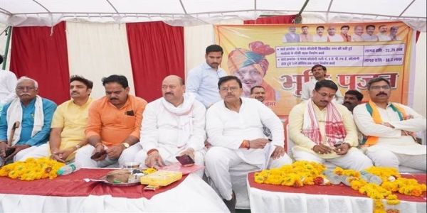 ग्वालियरः ऊर्जा मंत्री तोमर ने किया 2.30 करोड़ के विकास कार्यों का भूमिपूजन