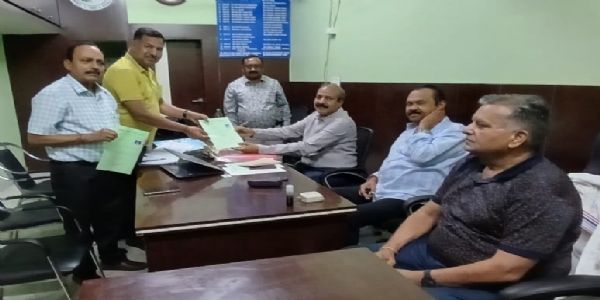 रामगढ़ चेंबर सेवा ट्रस्ट के अध्यक्ष के लिए हुआ नामांकन