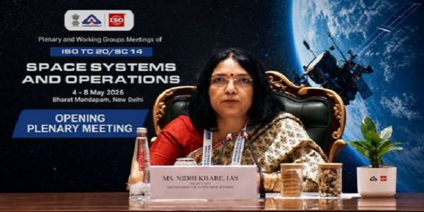 35वीं आईएसओ टीसी बैठक को संबोधित करते निधि खरे