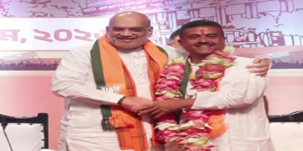 गृह मंत्री के साथ भाजपा नेता शुभेंदु अधिकारी