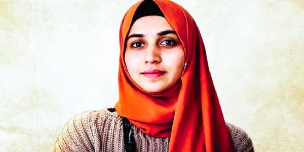 निदा खान, नाशिक टीसीएसची माजी कर्मचारी निदा खान, नाशिक टीसीएसची माजी कर्मचारी
