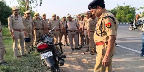 फ़ोटो- मौके पर एसएसपी बुलंदशहर