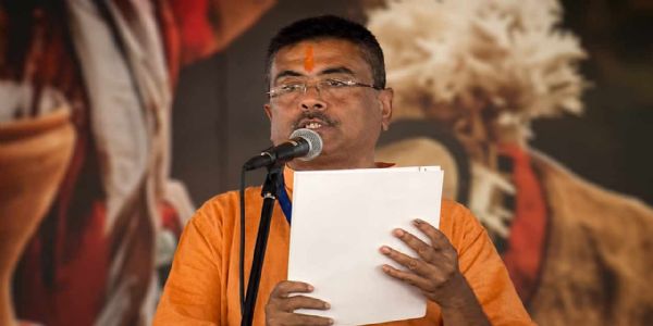 बंगाल के  मुख्यमंत्री पद की शपथ ले रहे शुभेंदु अधिकारी