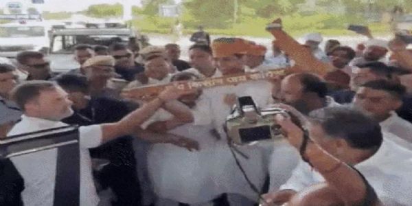 Leader of Opposition in Lok Sabha Rahul Gandhi reached Pushkar Leader of Opposition in Lok Sabha Rahul Gandhi reached Pushkar