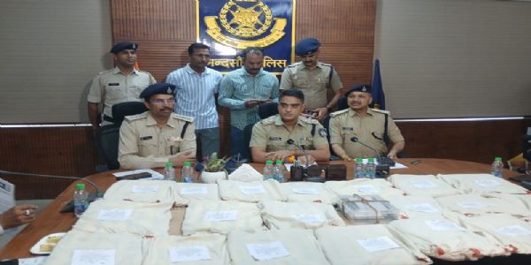 ड्रग्स तस्कर गिरोह का किया पर्दाफाश ड्रग्स तस्कर गिरोह का किया पर्दाफाश
