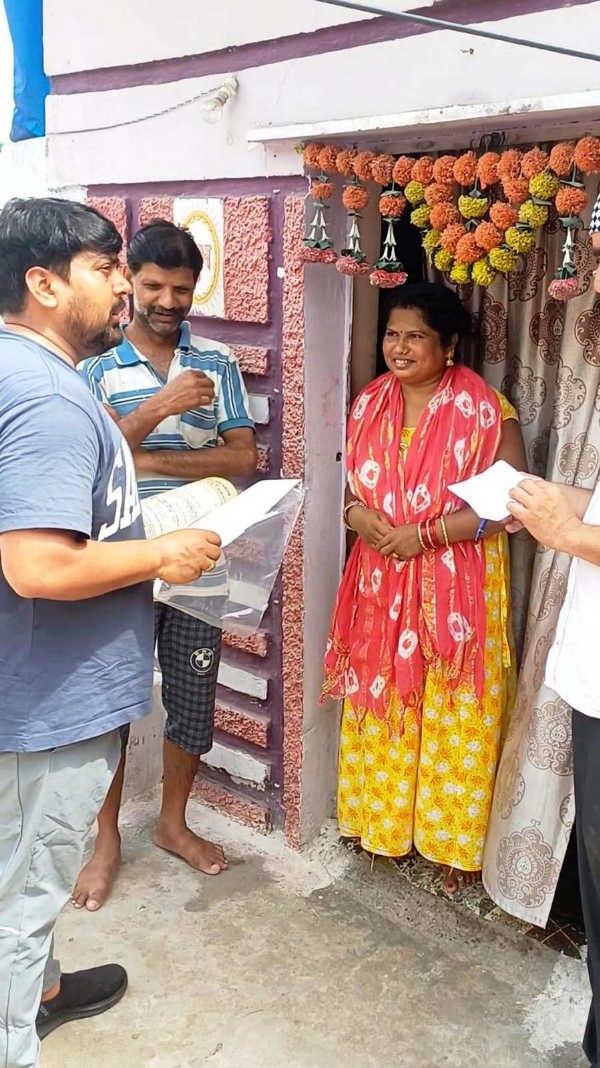 पी.एम.ए.वाई. के हितग्राही आवासगृहों का निर्माण एक सप्ताह के अंदर प्रारंभ करायें - आयुक्त पी.एम.ए.वाई. के हितग्राही आवासगृहों का निर्माण एक सप्ताह के अंदर प्रारंभ करायें - आयुक्त