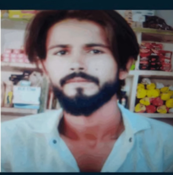 सैलून संचालक की फोटो सैलून संचालक की फोटो