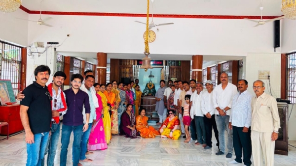मां तुलजा भवानी मंदिर में विशेष पूजा-अर्चना हुई। मां तुलजा भवानी मंदिर में विशेष पूजा-अर्चना हुई।
