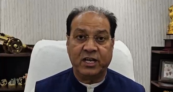 पूर्व मंत्री मोहसिन रजा उत्तर प्रदेश क्रिकेट एसोसिएशन में फैले भ्रष्टाचार को लेकर जानकारी देते हुए पूर्व मंत्री मोहसिन रजा उत्तर प्रदेश क्रिकेट एसोसिएशन में फैले भ्रष्टाचार को लेकर जानकारी देते हुए