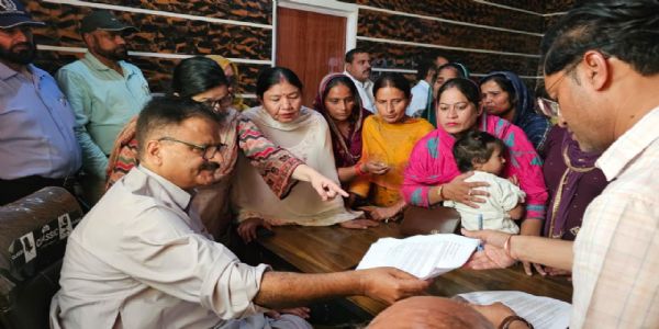 समावेशी विकास हमारी प्रतिबद्धता-सांबा दौरे में मंत्री जावेद राणा का सख्त संदेश