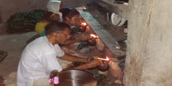 चूड़ी जुड़ाई श्रमिकों को राहत, 15 जून से मिलेंगे 550 रुपये प्रति सौ तोड़ा
