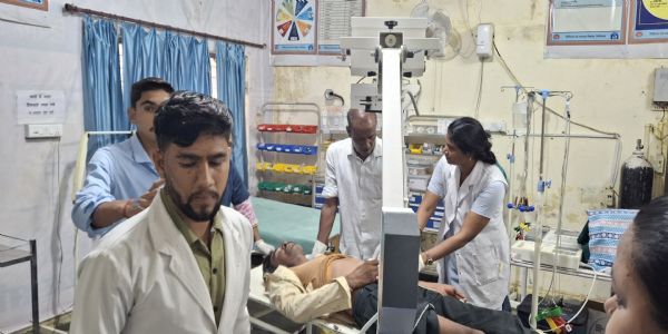 रावतभाटा में डंपर की चपेट में आने से युवक की मौत, एक अन्य गंभीर घायल