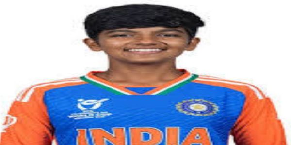 विकेटकीपर बल्लेबाज़ भविका अहिरे विकेटकीपर बल्लेबाज़ भविका अहिरे