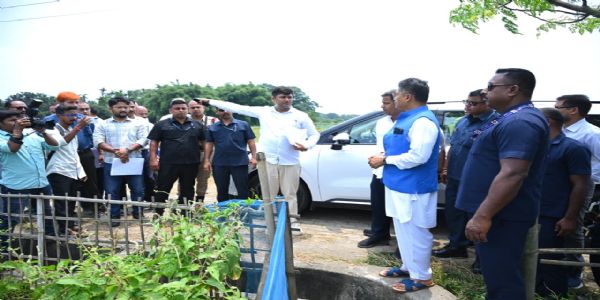 मालयबारी सिंचाई योजना का निरीक्षण करने पहुंचे मंत्री पीयूष हजारिका