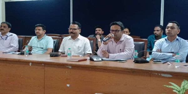 स्नातक स्तरीय परीक्षा को लेकर प्रशासन अलर्ट