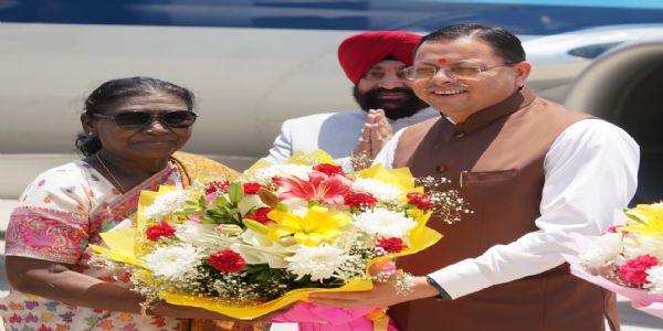 दो दिवसीय दौरे पर उत्तराखंड पहुंचीं राष्ट्रपति मुर्मु, आईएमए की पासिंग आउट परेड में होंगी मुख्य अतिथि