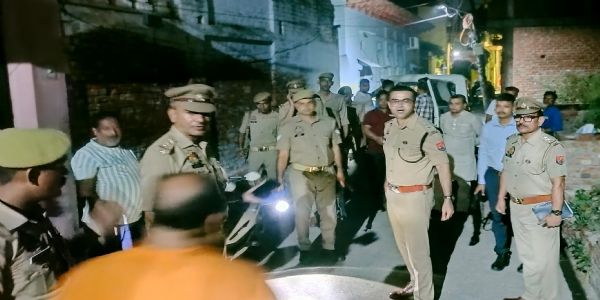 सर्राफ की आंखों में मिर्च पाउडर डाल आभूषण नकदी का थैला लूटा