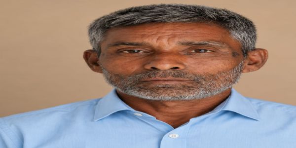 हेल्पर की सदिग्ध परिस्थितियों में ट्रक केबिन में हुई मौत
