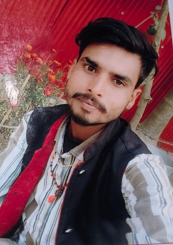 ट्रेन यात्रा के दौरान किशनगंज का युवक लापता, रेल थाना में गुमशुदगी दर्ज ट्रेन यात्रा के दौरान किशनगंज का युवक लापता, रेल थाना में गुमशुदगी दर्ज