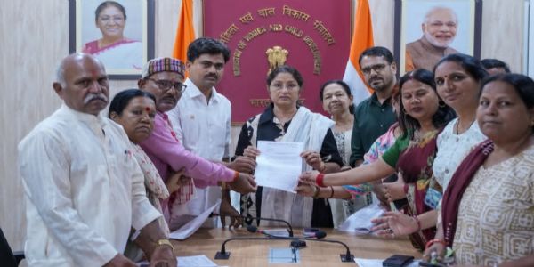आंगनवाड़ी कर्मियों के मानदेय में जल्द होगी बढ़ोतरी : जय प्रकाश पांडेय