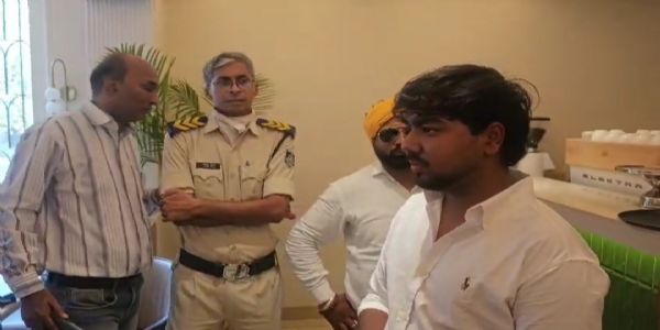 जबलपुर : ब्लाइंड डेट इवेंट को लेकर विवाद, विरोध के बाद कार्यक्रम रद्द