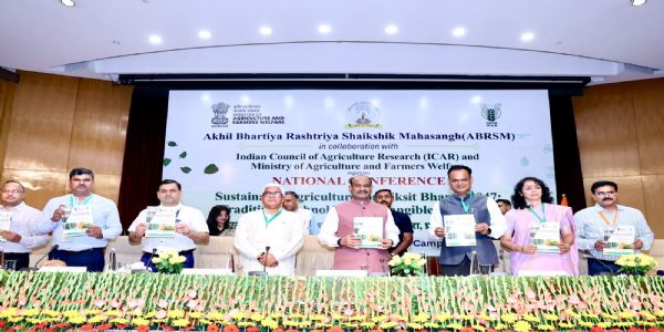 खेत, किसान और गांवों से होकर गुजरता है विकसित भारत का रास्ता : ओम बिरला