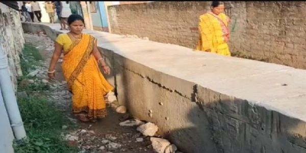 भागलपुर में नाले की उंचाई ने बढ़ाई मुश्किलें, घरों में घुसेगा पानी