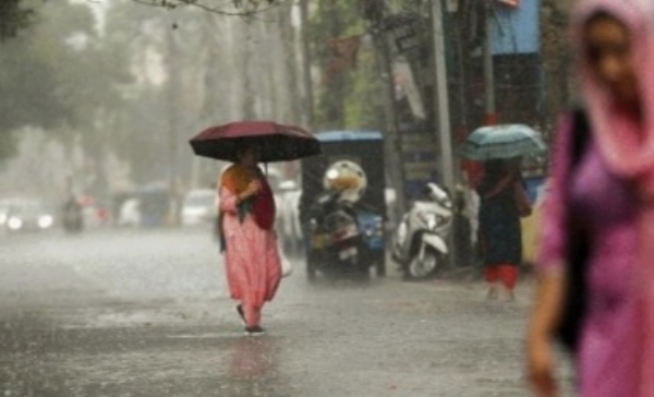 प्री मानसून बारिश फोटो प्री मानसून बारिश फोटो