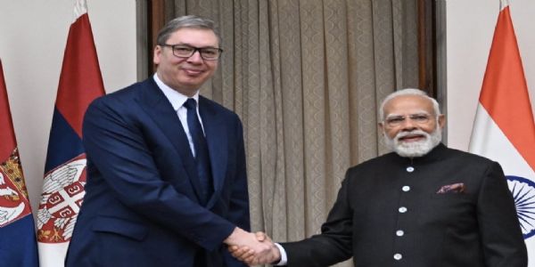प्रधानमंत्री नरेन्द्र मोदी और यूरोपीय देश सर्बिया के राष्ट्रपति अलेक्जेंडर वुसिक (फाइल फोटो)। प्रधानमंत्री नरेन्द्र मोदी और यूरोपीय देश सर्बिया के राष्ट्रपति अलेक्जेंडर वुसिक (फाइल फोटो)।