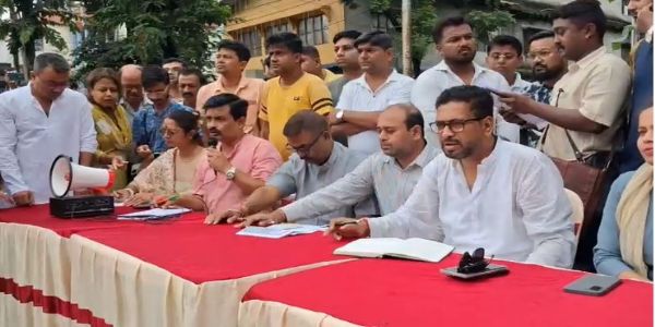 सिलीगुड़ी में ‘सीधे शंकर’ कार्यक्रम, मंत्री शंकर घोष ने सुनीं लोगों की समस्याएं
