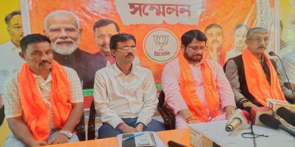 श्रीरामपुर में भाजपा ने रखा मोदी सरकार के 12 वर्षों का रिपोर्ट कार्ड, जनकल्याण से विकास तक की उपलब्धियां गिनाईं