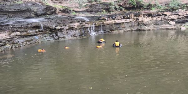 मेनाल झरने पर हादसा, नहाते समय गहरे पानी में डूबा अजमेर का युवक, सिविल डिफेंस ने किया रेस्क्यू