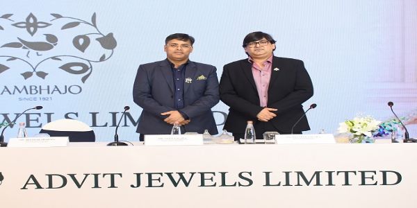 एडविट ज्वेल्स लिमिटेड के आईपीओ लॉनिचंग पर सीएमडी नितिन गिलारा और होल-टाइम डायरेक्टर प्रतीक गिलारा