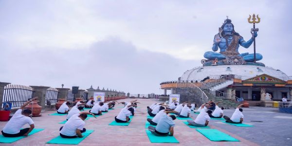 पोखरा में आयोजित योग कार्यक्रम पोखरा में आयोजित योग कार्यक्रम