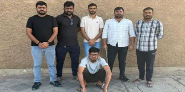 एसबीआई लूट मामले में आरोपी रोहित कुमार रूपे सिंह राठौड़ गिरफ्तार एसबीआई लूट मामले में आरोपी रोहित कुमार रूपे सिंह राठौड़ गिरफ्तार